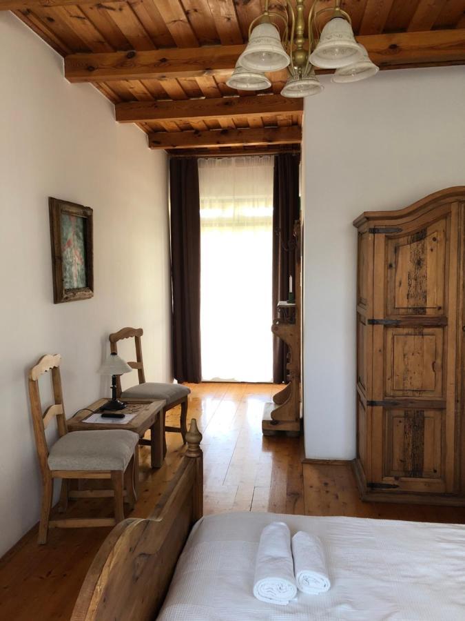 Ginti Panzio, Orseg